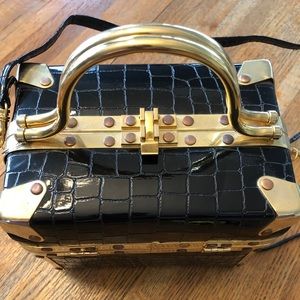 Comeco Vintage Black Trunk Handbag